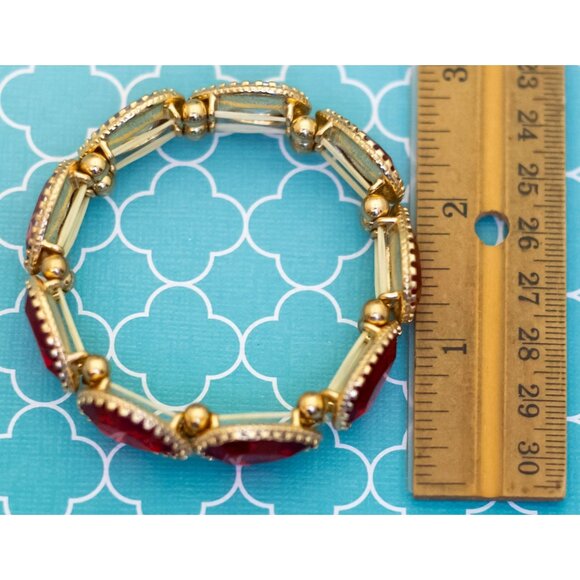 7 inch, Vintage Red Teardrop Oval Beads Gold Tone Bracelet - R37 - Picture 3 of 3